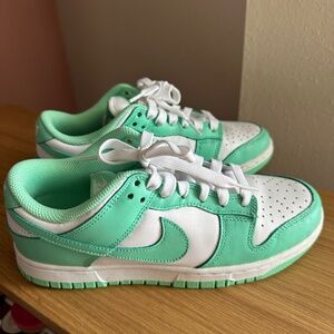 Nike Dunk Low Green Glow